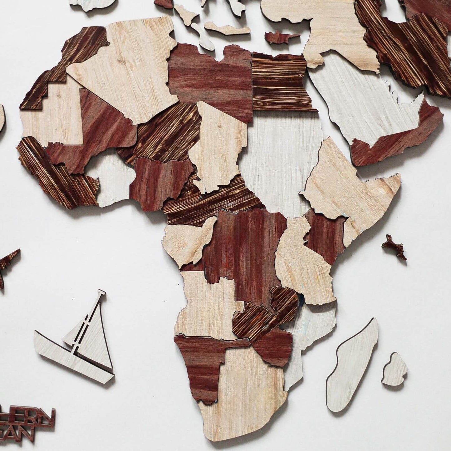 3D Wooden World Map Cappuccino (for the USA only)