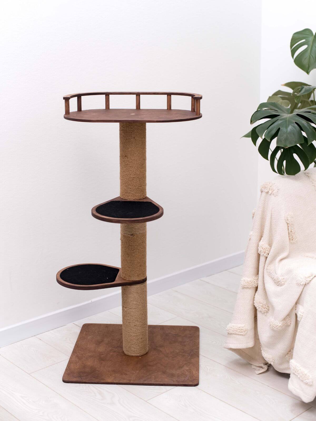 cat tree for small spaces